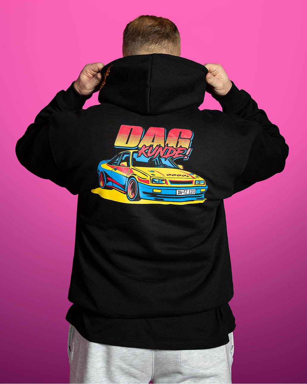 Hoodies & Crewnecks